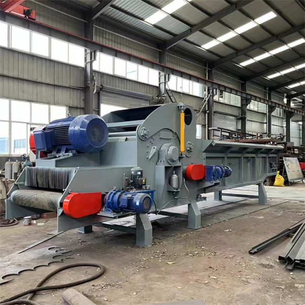 1300 model comprehensive wood crusher