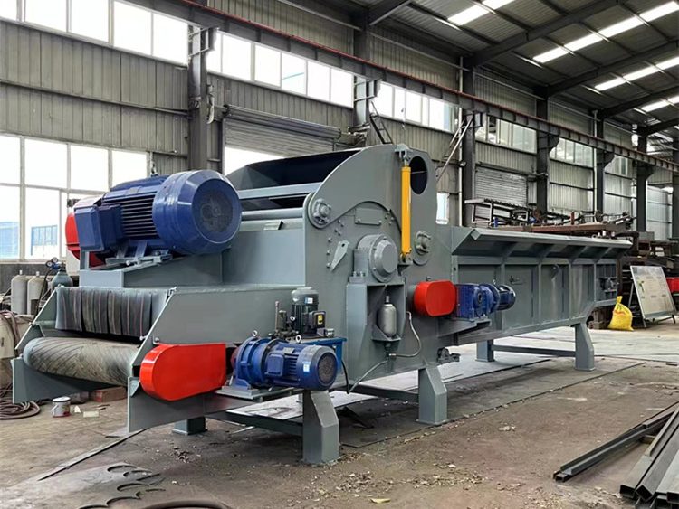 1300 model comprehensive wood crusher