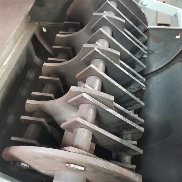 1300 model forced feed wood crusher - Image 6